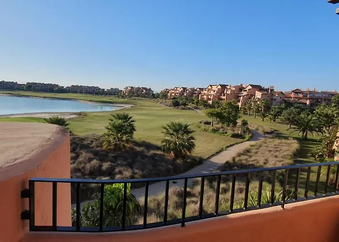 Luxurious Modern Holiday Flat On Mar Menor Golf Resort